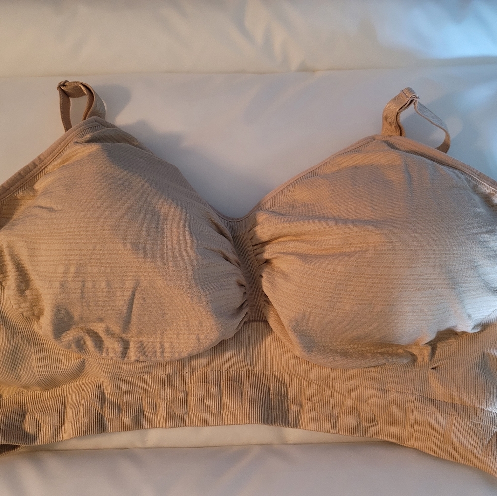 Kindred Bravely Sublime Hands free Nursing and Pumping Bra